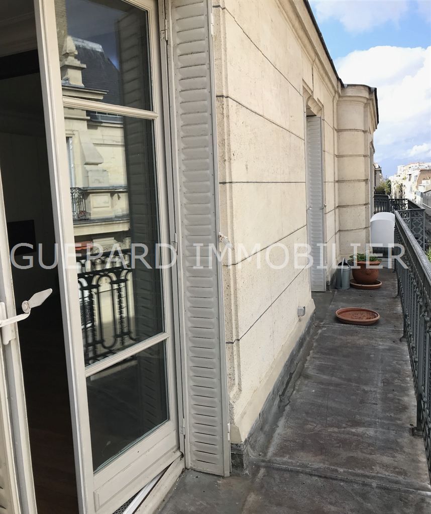 apartment 7 rooms for sale on PARIS (75017)