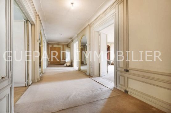 appartement 8 pièces en vente sur PARIS (75008) - Plus de details