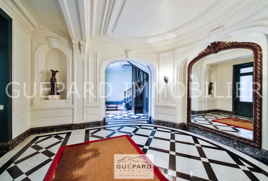 duplex 6 rooms for sale on PARIS (75017) - See details