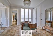 Parc Monceau - Trophy Asset